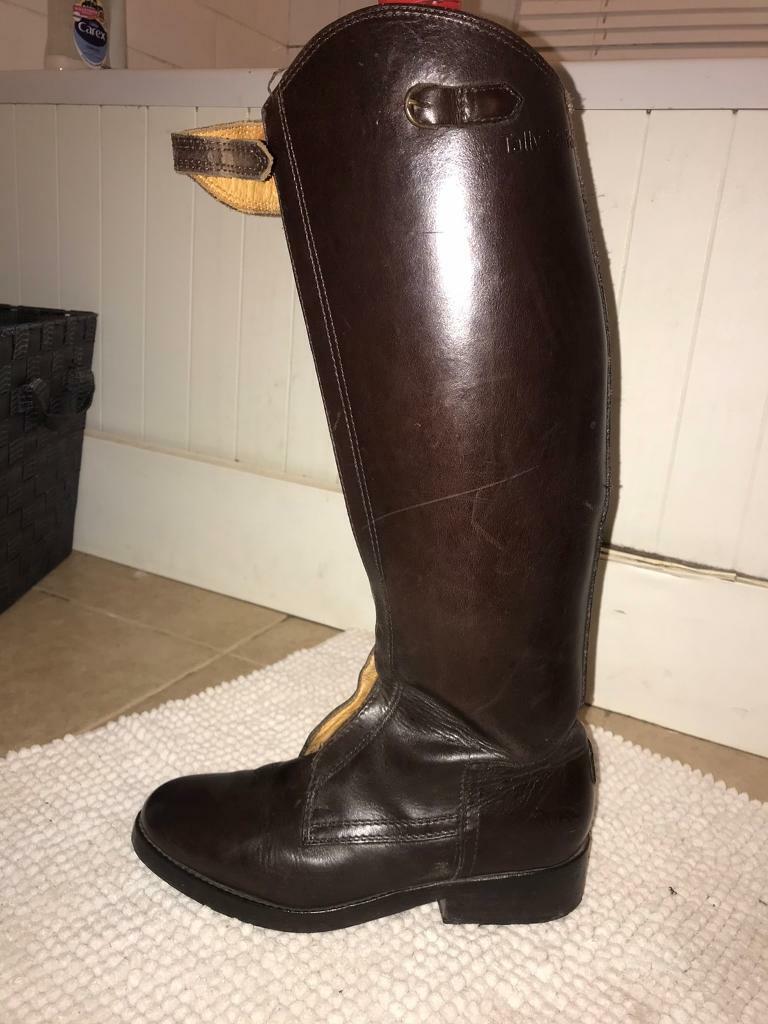 equestrian boots near me